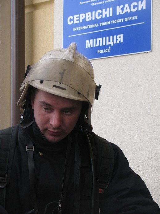 Пожежники тренувалися гасити залізничний вокзал Луцька. ФОТО