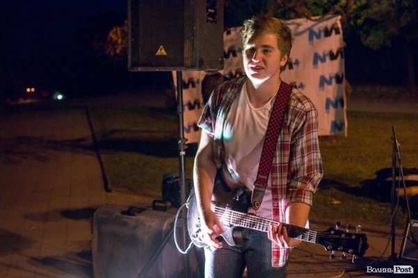 Вуличний концерт у центрі Луцька. ФОТО