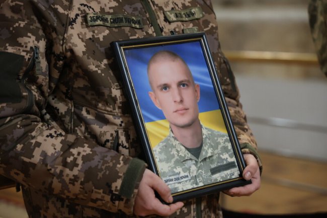 У Луцьку попрощалися з загиблими Героями Леонідом Бондаруком та Миколою Яцюком