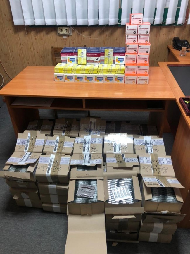 На Волині знайшли контрабандні медикаменти з Білорусі, які не встигли забрати зі сховку