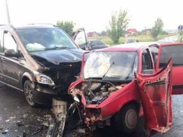 Аварія на Ковельській: два розтрощених авто