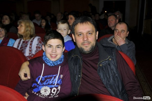 Фото з фестивалю вертепів у Луцьку