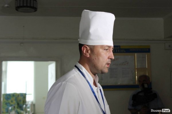 завідувач Волинського опікового центру  Роман Трач