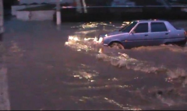 Потоп у Вінниці. ФОТО. ВІДЕО