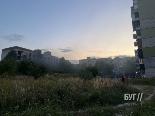 У Нововолинську сталася пожежа в недобудованому приміщенні. ФОТО