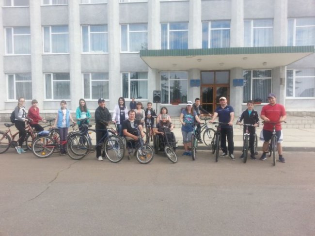 У Маневичах влаштували велопробіг