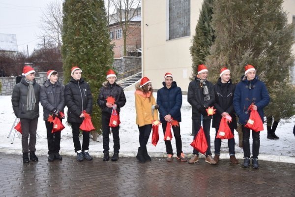 У Луцьку відбулась акція  «Миколай пам’ятає про всіх»