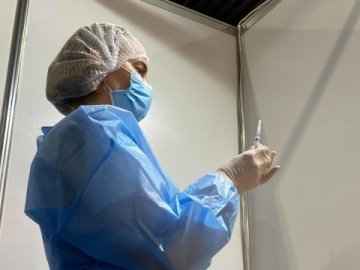 У Луцьку цими вихідними працюватиме центр вакцинації від COVID-19