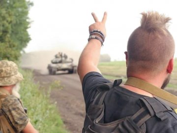 На Херсонщині у школі окупанти облаштували катівню, де проводять допити, – Генштаб