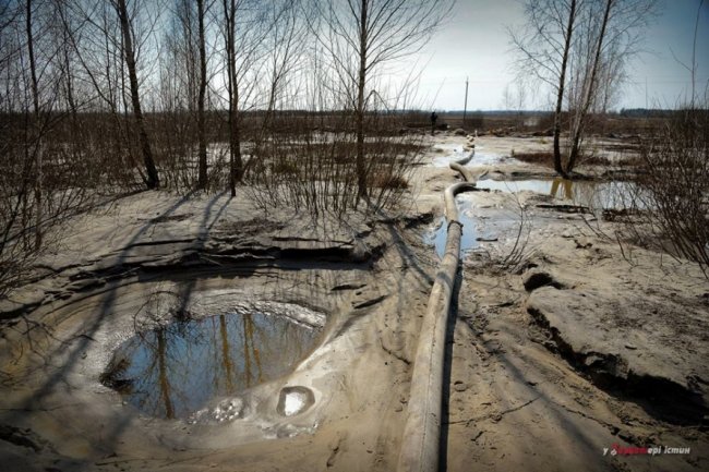 Фотограф показав космічні пейзажі бурштинових районів Рівненщини. ФОТО