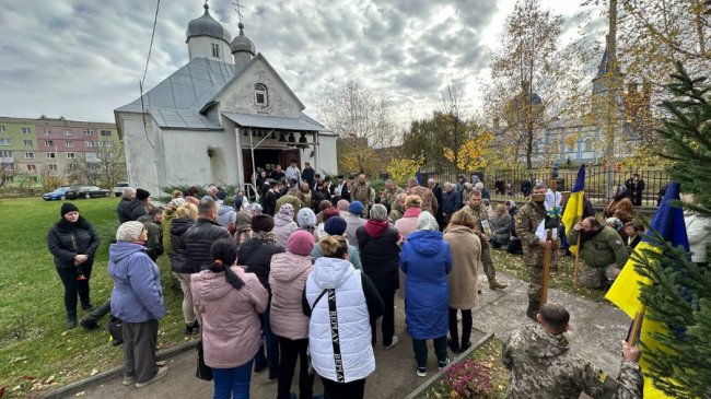 Волиняни попрощалися із Героєм Валерієм Зенченком