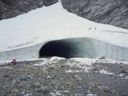 Дива природи: крижані печери. ФОТО