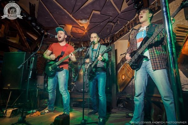 «Свято панк-року» в луцькому клубі. ФОТО