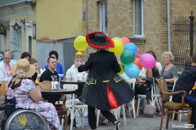 У «сонячній» кав’ярні в Луцьку започаткували власне свято, аби врятувати заклад від закриття. ФОТО