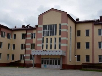 Повідомили, коли луцька школа №27 відкриє свої двері
