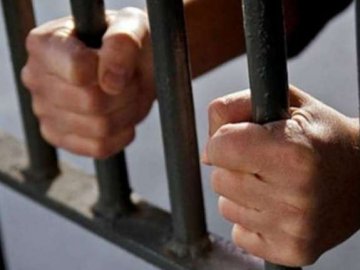 Волинянин, який розкидав «закладки» з психотропами, втрапив за ґрати на понад 6 років