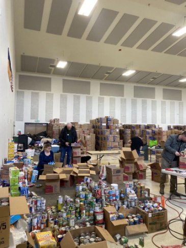 Волинянин відправив зі США до України 7500 коробок допомоги і 175 тисяч доларів