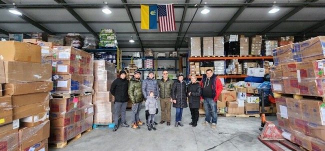 Волинянин відправив зі США до України 7500 коробок допомоги і 175 тисяч доларів