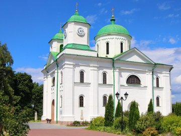 УПЦ МП зобов'язали повернути державі стародавній собор у Каневі, де відспівували Тараса Шевченка