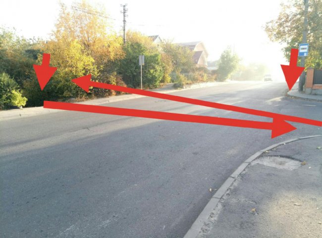 На одній з вулиць Луцька просять облаштувати «зебру». ФОТО