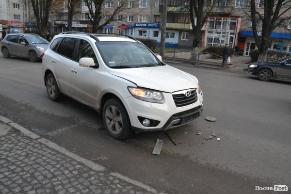 У Луцьку - потрійна аварія. ФОТО