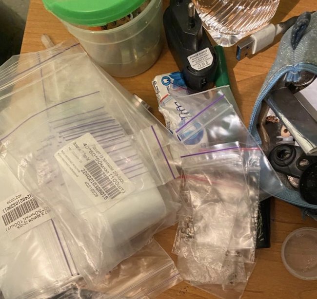 Збував у Луцьку психотропи через «закладки»: мешканець Рівненщини втрапив за ґрати на понад 6 років.