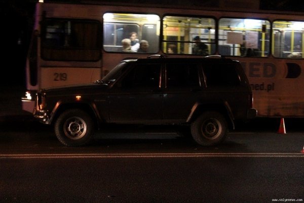 Аварія в Луцьку: зіткнулися два позашляховики. ФОТО