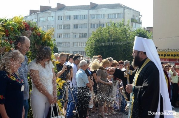 Нові студенти політеху пройшлися червоною доріжкою. ФОТОРЕПОРТАЖ