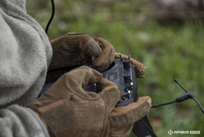 «Досвід комп’ютерних ігор дає перевагу», - геймер з Волині, який став пілотом FPV. ФОТО