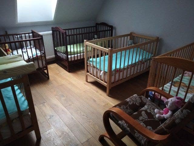 Малята з Волинського обласного будинку дитини переїхали за кордон