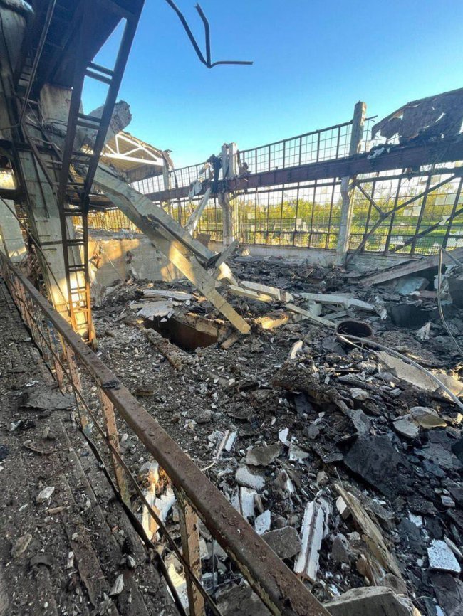 Росіяни обстріляли житлові квартали селища на Запоріжжі: одна людина загинула