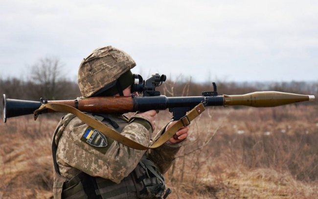 Показали, як тренуються стріляти бійці волинської бригади. ФОТО