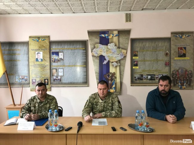 «Хлопці переховувалися від служби»: розповіли деталі «бунту» біля волинського військкомату