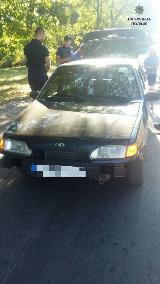 Мешканця Рівного затримали з мішком бурштину. ФОТО