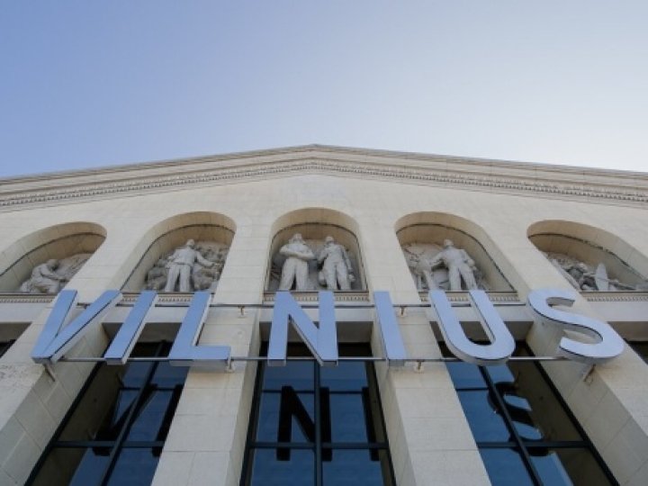 У столиці Литви закривали аеропорт через дрон