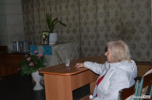 Вибори у Луцьку: до обіду спостерігали невисоку явку виборців. ФОТО