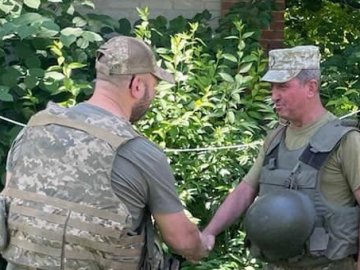 Військові 14 ОМБР отримали відзнаки на передовій. ФОТО
