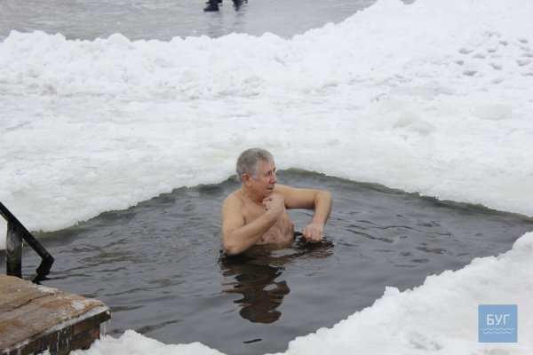 Як на Водохреще пірнали у Нововолинську