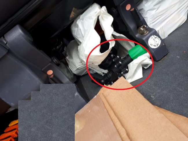 Через Волинь намагалися провезти незадекларовані запчастини до сільськогосподарської техніки. ФОТО