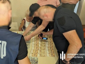 На Львівщині затримали заступника командира військової частини, який змушував солдат будувати йому маєток