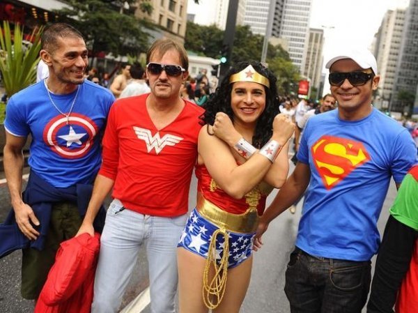 У Бразилії відбувся наймасовіший в історії гей-парад. ФОТО