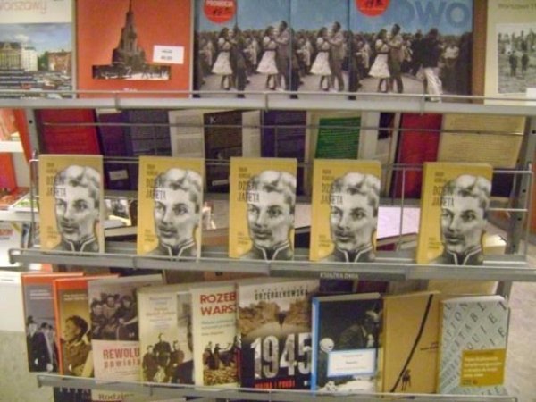 У Варшаві вітали письменника-лучанина. ФОТО