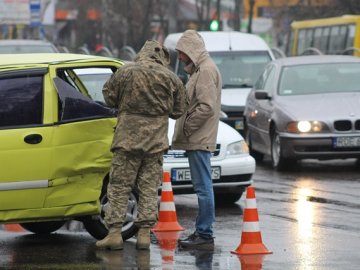 Поліція повідомила деталі подвійної аварії у Луцьку