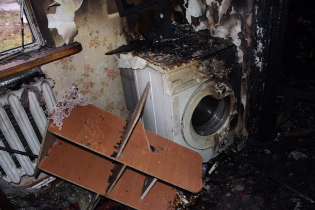 На Рівненщині у пожежі будинку загинули двоє дітей. ФОТО