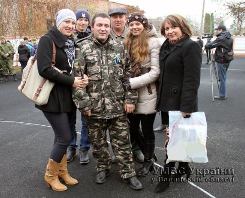 Волинські міліціонери вирушили у зону АТО. ФОТО