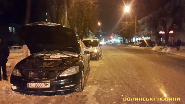 У Луцьку горіло авто депутата