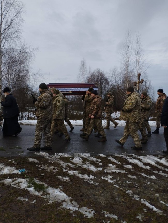 На Волині попрощалися із Героєм України, який загинув майже 2 роки  тому, звільняючи Макарів на Київщині