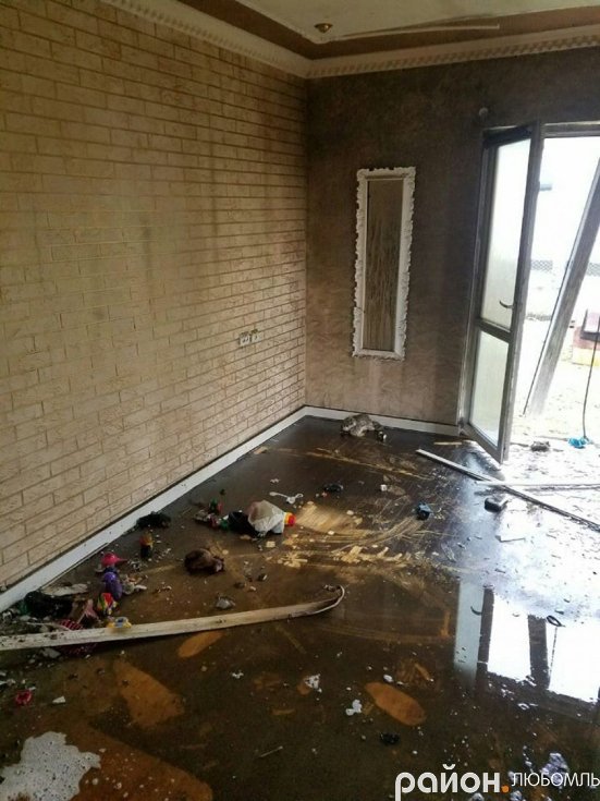 На Волині згорів житловий будинок. ФОТО