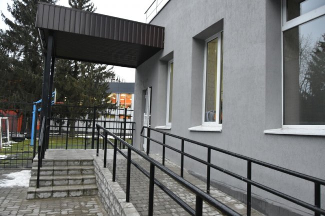 У Луцьку через низку скарг батьків перевірили центральний басейн