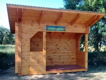 У двох селах на Волині встановили нові автозупинки